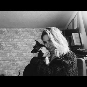 Meet your Posher, Em